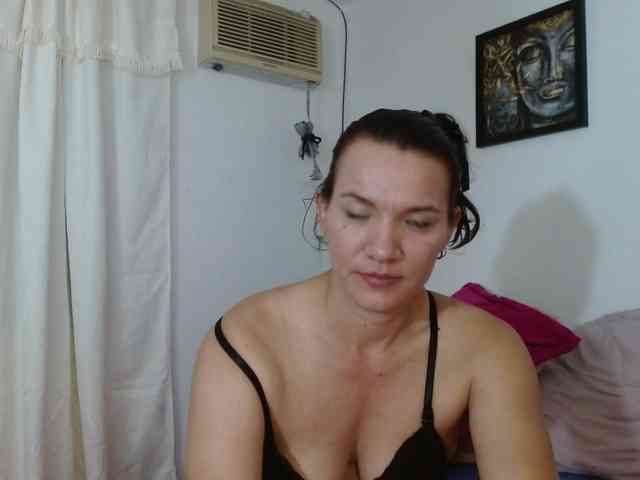 Briggiteskyangels webcam