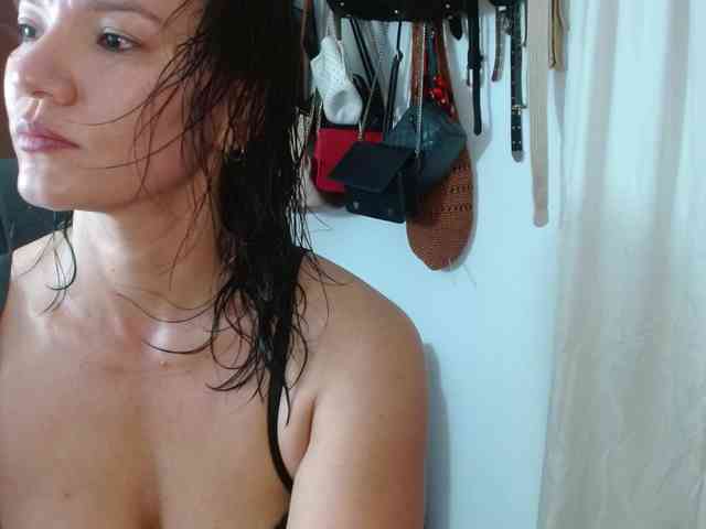 Briggiteskyangels webcam