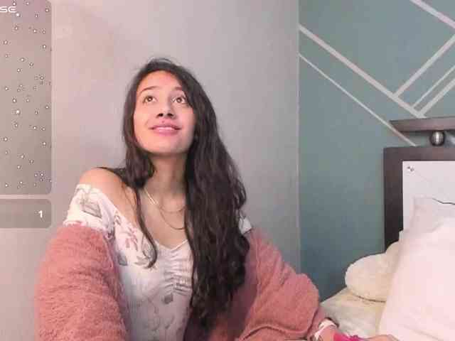 Lucy-BlueSea webcam