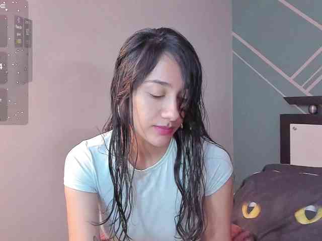 Lucy-BlueSea webcam