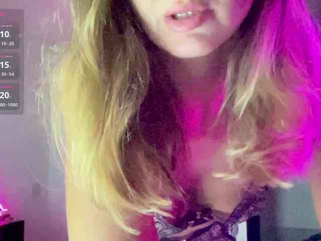 Montenegro8 Live Webcam on BongaCams