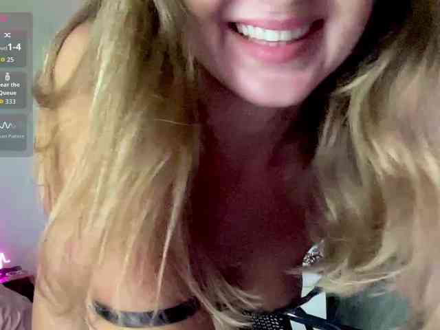 -Lucy- webcam