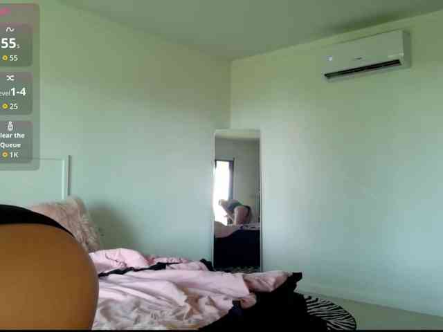 Montenegro8 Live Webcam on BongaCams