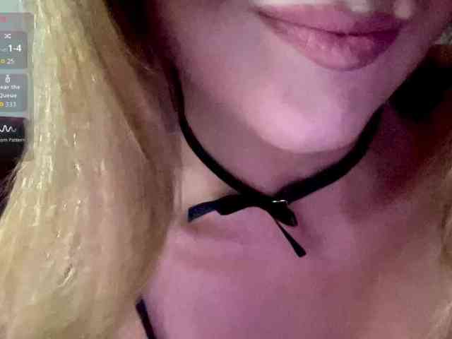 -Lucy- webcam