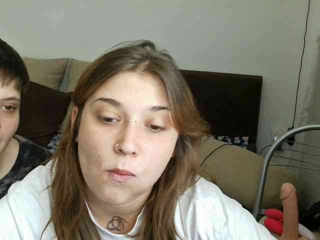 Aliens4twenty webcam