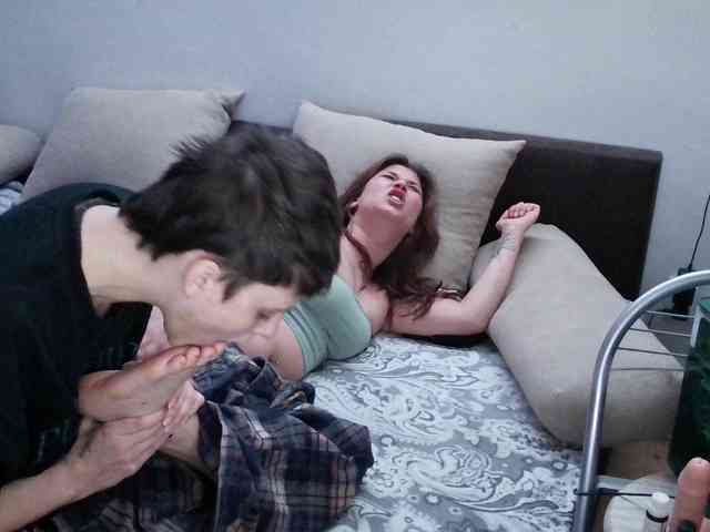Aliens4twenty webcam