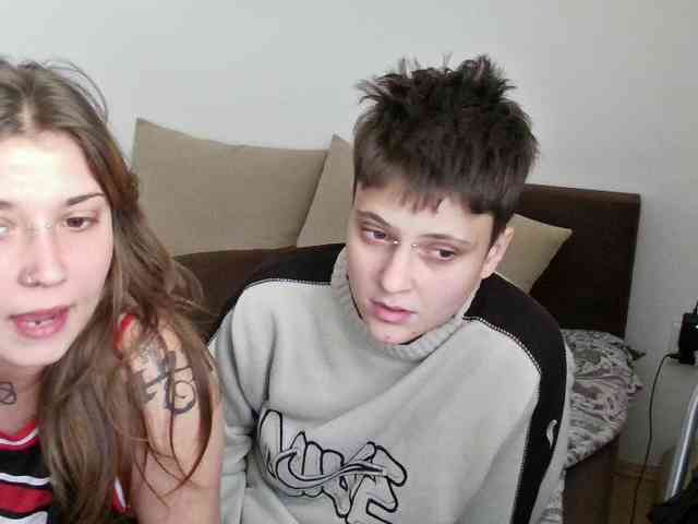 Модель: Aliens4twenty