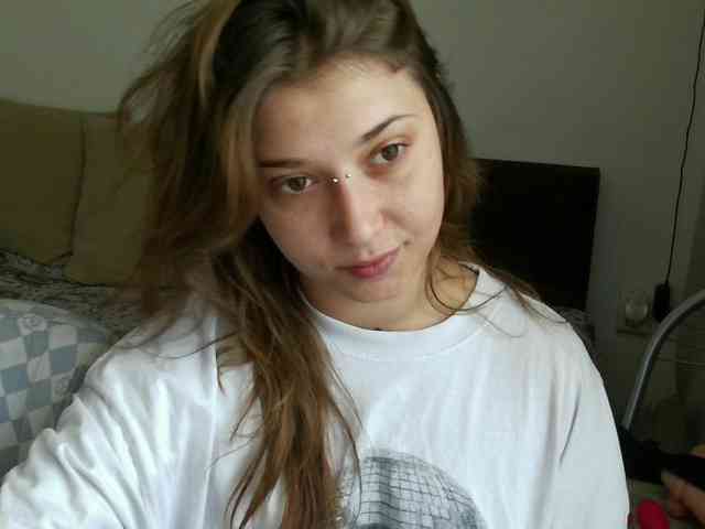 Aliens4twenty webcam