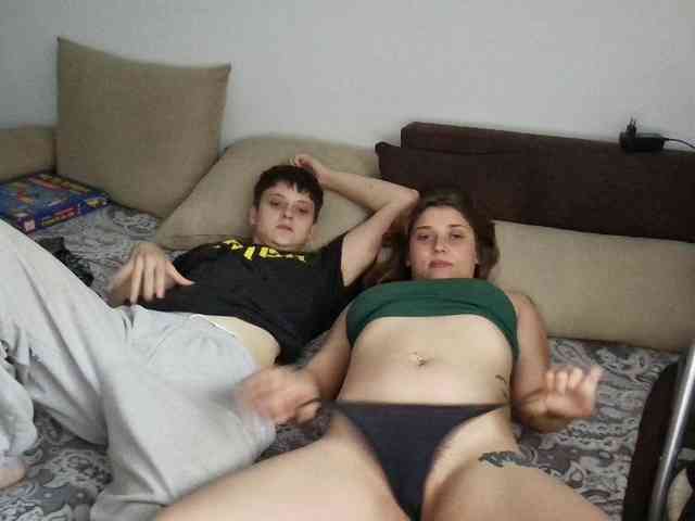 Aliens4twenty webcam