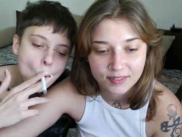 Aliens4twenty webcam