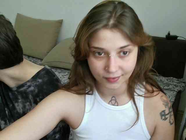 Aliens4twenty webcam