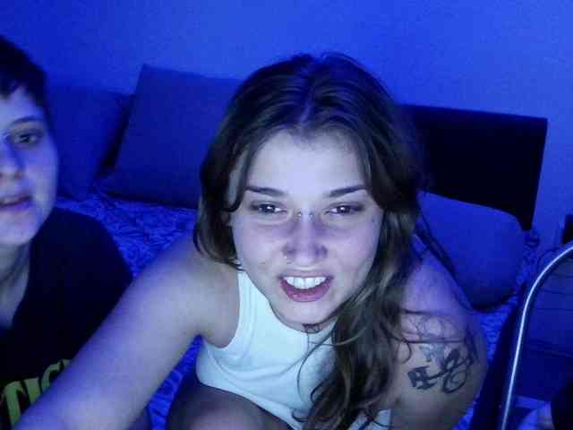 Aliens4twenty webcam