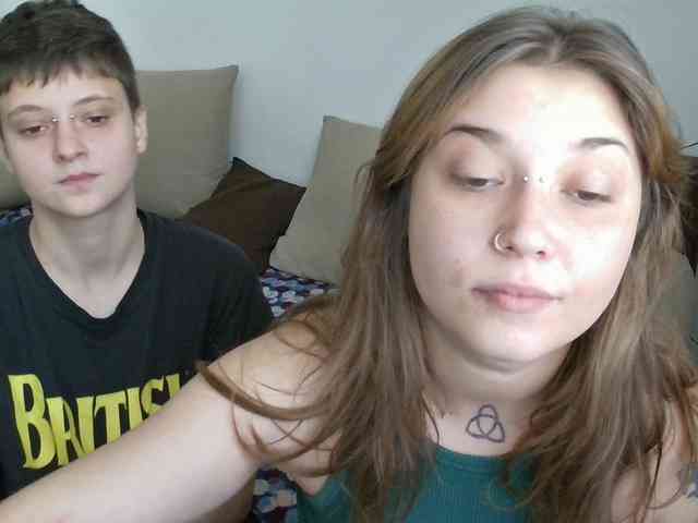 Модель: Aliens4twenty