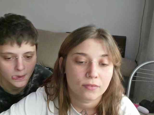 Aliens4twenty webcam