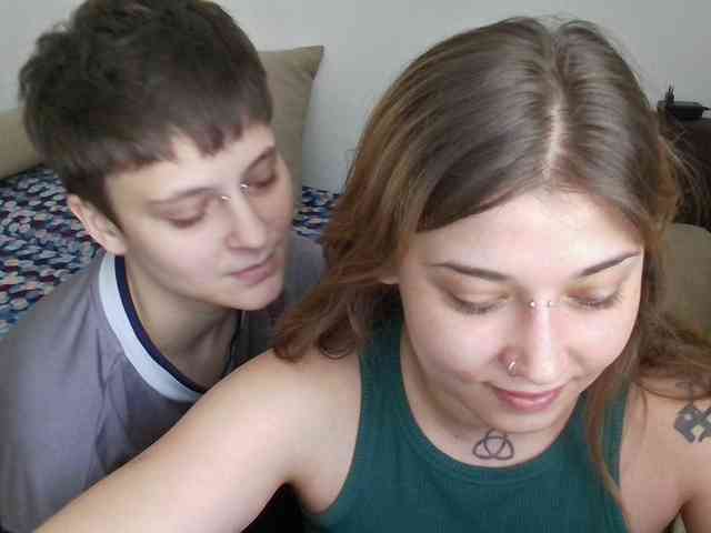 Модель: Aliens4twenty