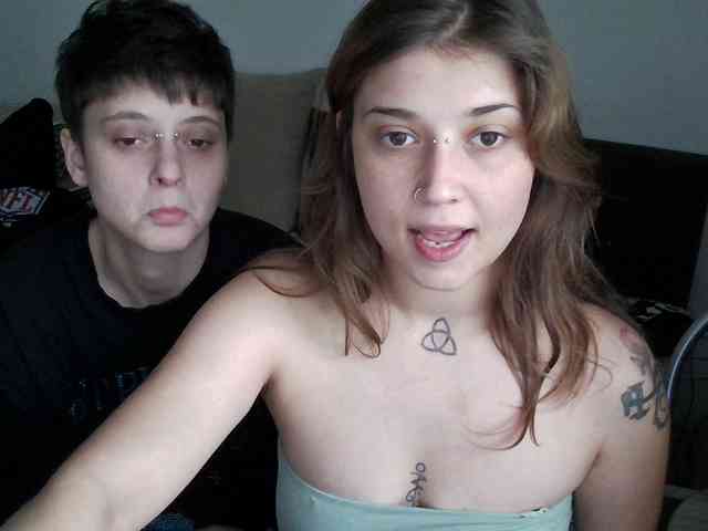 Модель: Aliens4twenty