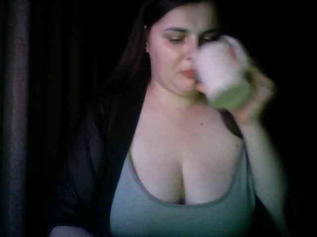 LianaGrossly webcam