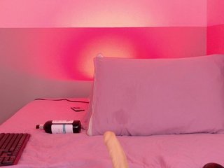 cutepetitee Porn Show