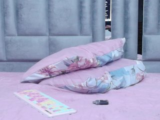 cutepetitee Porn Show