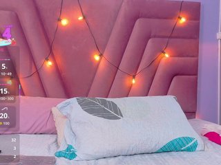 cutepetitee Porn Show