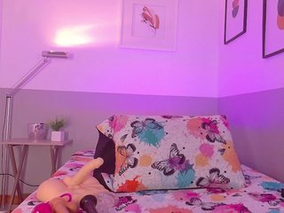 cutepetitee Porn Show