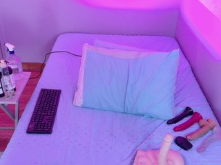 cutepetitee Porn Show