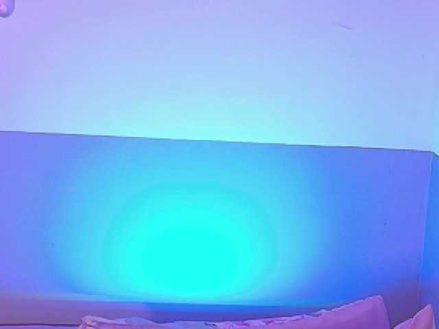 cutepetitee's BongaCams show and profile