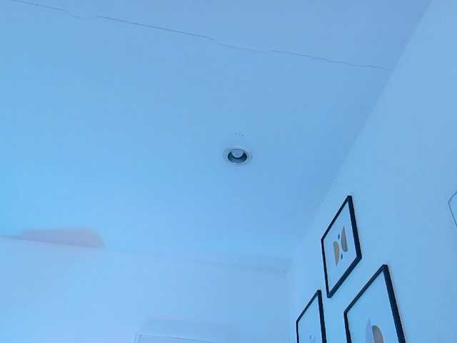 cutepetitee's BongaCams show and profile