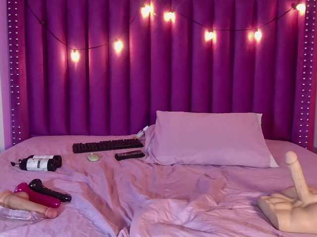 cutepetitee from BongaCams is Freechat