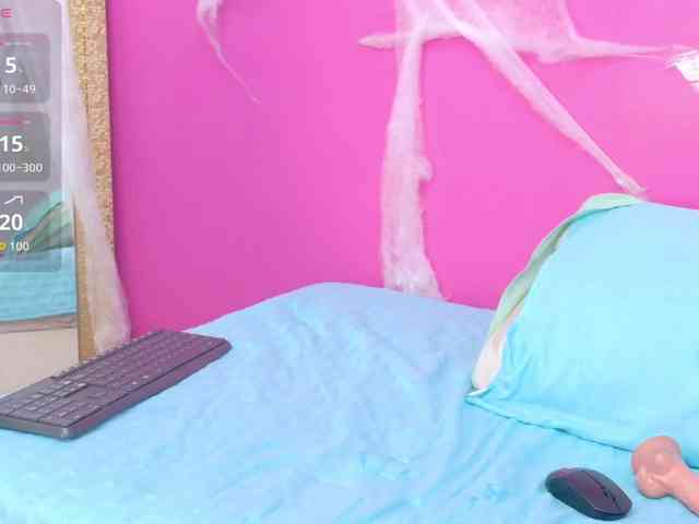 cutepetitee webcam