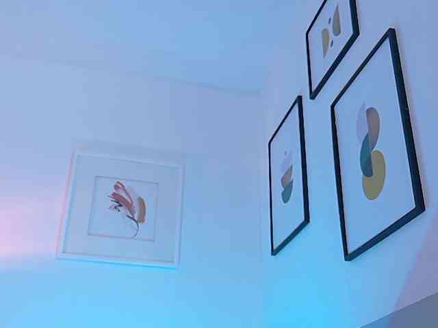 cutepetitee Live Webcam on BongaCams