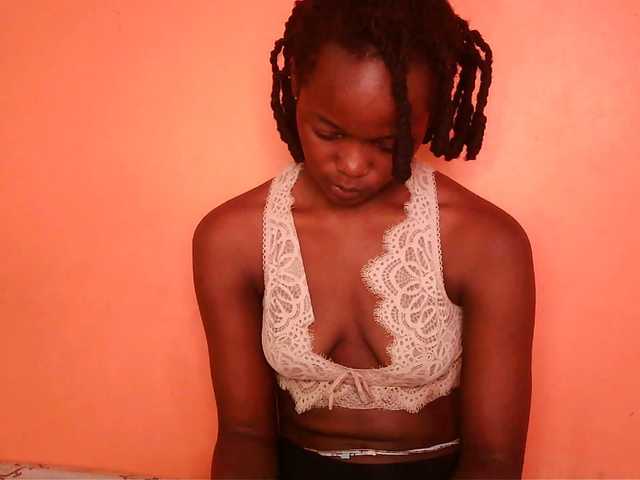 Sweetness-Tatiana's BongaCams show and profile