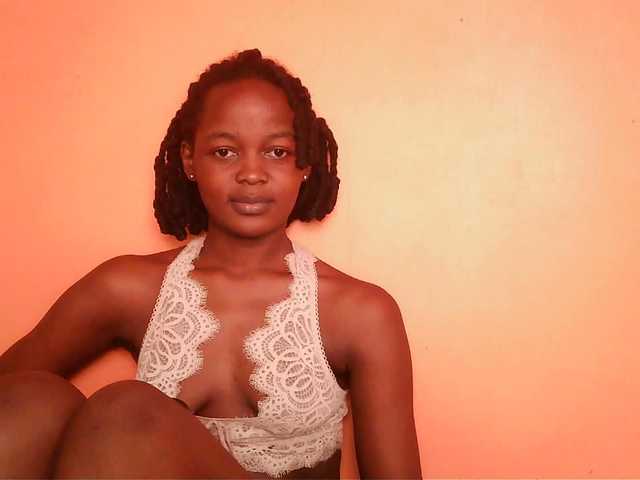 Sweetness-Tatiana's BongaCams show and profile