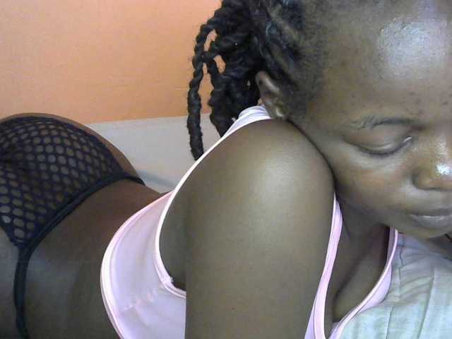 Sweetness-Tatiana's BongaCams show and profile