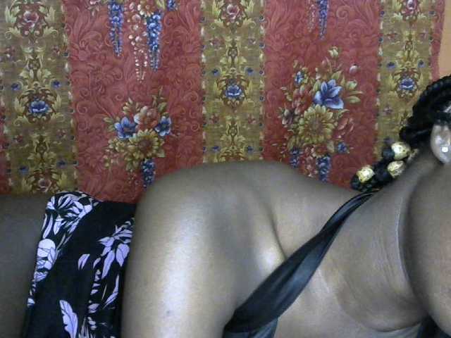 Sex chat gratuit in direct cu Sweetness-Tatiana pe BongaCams