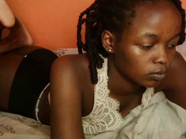 Sweetness-Tatiana's BongaCams show and profile