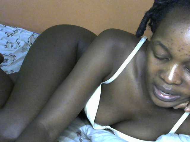 Sweetness-Tatiana's BongaCams show and profile