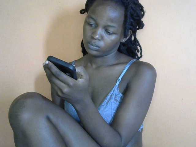 Sweetness-Tatiana's BongaCams show and profile