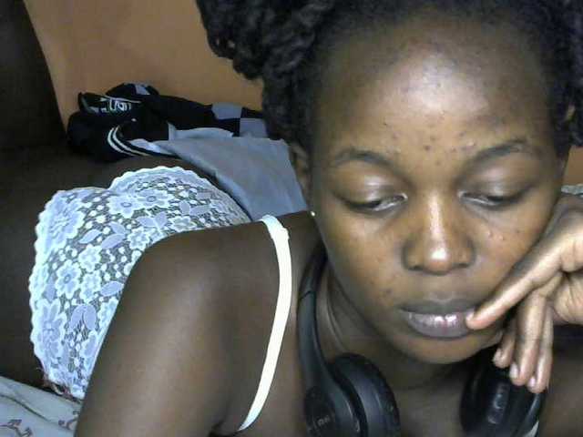 Sweetness-Tatiana's BongaCams show and profile