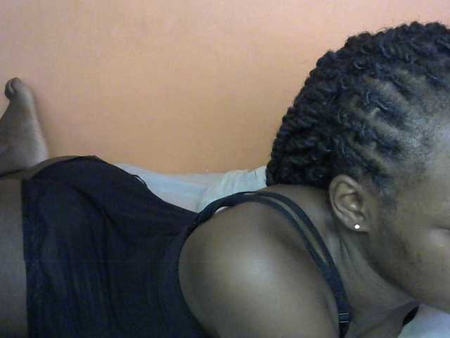 Sweetness-Tatiana's BongaCams show and profile