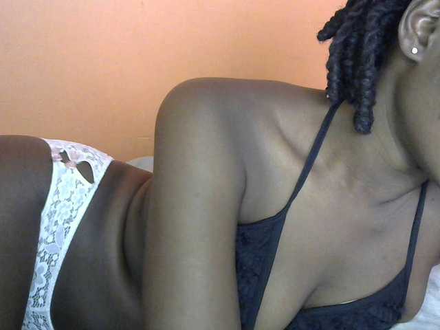 Sweetness-Tatiana's BongaCams show and profile