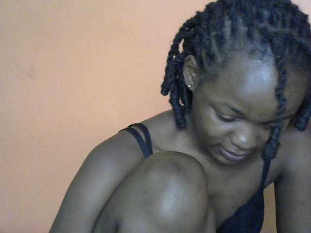 Sweetness-Tatiana's BongaCams show and profile