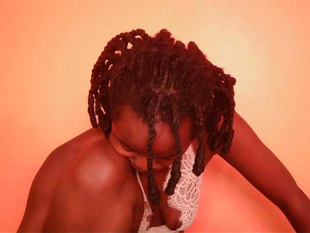 Sweetness-Tatiana live cam profile