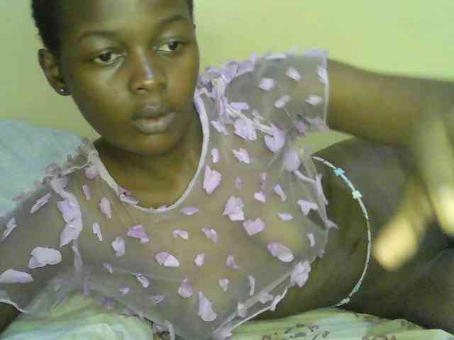 Sweetness-Tatian... Live Webcam on BongaCams