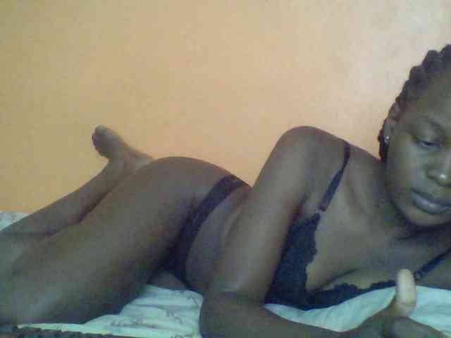 Sweetness-Tatian... Live Webcam on BongaCams