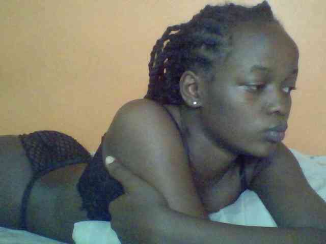 Sweetness-Tatian... Live Webcam on BongaCams