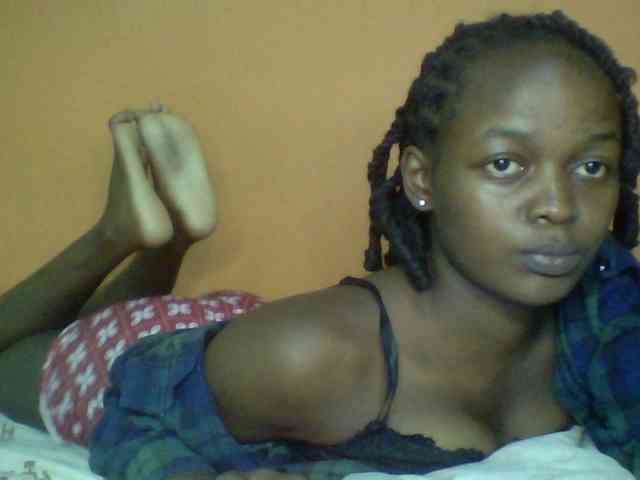 Sweetness-Tatian... Live Webcam on BongaCams