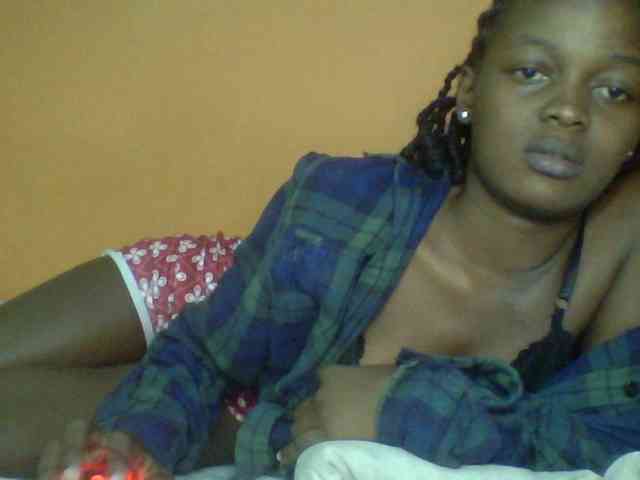 Sweetness-Tatian... Live Webcam on BongaCams