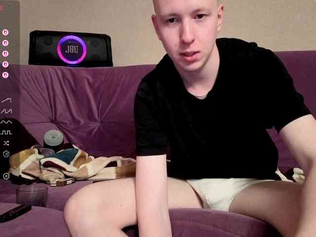 Max20cmXL Live Webcam on BongaCams
