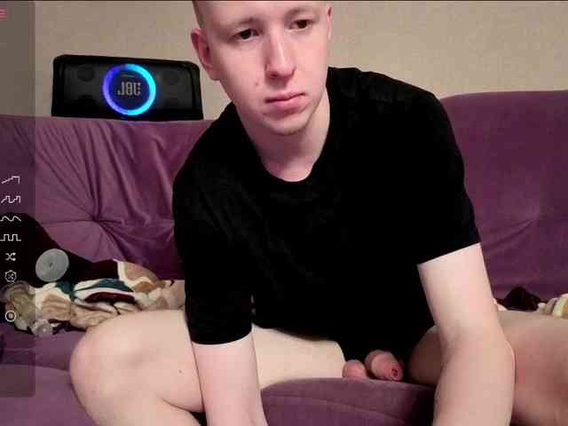 Max20cmXL Live Webcam on BongaCams